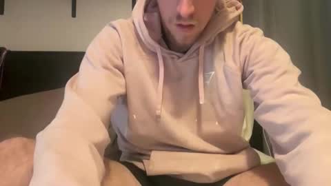 Gregm0419 online show from November 11, 6:30 pm