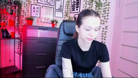 Snapshot of zoay_zoay chatting on May 21, 11:39 am Zoay online show from May 21, 11:39 am