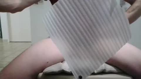 Snapshot of zobilov chatting on December 7, 4:36 pm zobilov online show from December 7, 4:36 pm