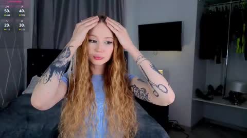 Snapshot of zoe__page chatting on January 16, 2:10 pm Im Zoe online show from January 16, 2:10 pm