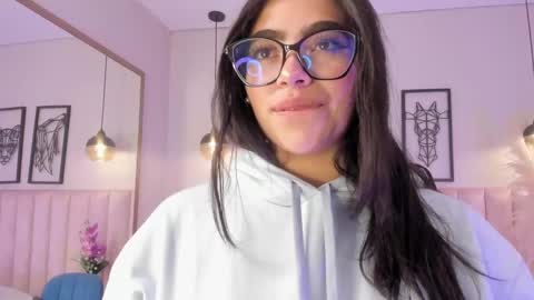 zoe_banks_ online show from September 14, 12:37 pm