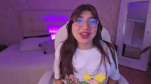 zoe  online show from September 27, 5:01 am