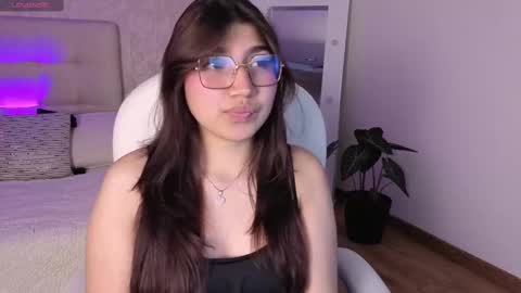 zoe  online show from September 30, 5:23 am