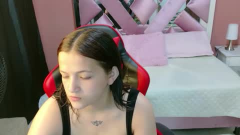 zoe online show from March 28, 11:43 am