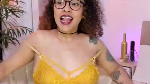 Zoe Gruber online show from November 27, 12:56 am