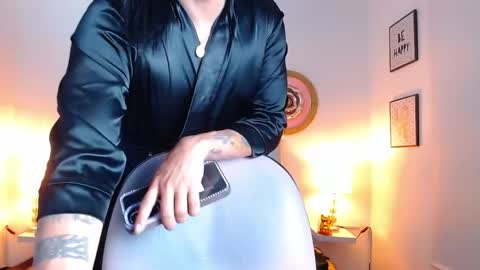 zoe_hecate online show from May 16, 12:51 am
