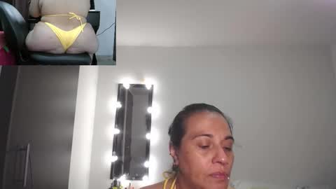 zoe hotxxx online show from November 23, 11:59 pm