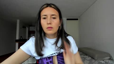 ZOE online show from February 11, 10:37 pm