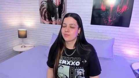 Snapshot of zoe_murphy_ chatting on January 6, 9:07 pm ZOE online show from January 6, 9:07 pm