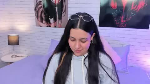 Snapshot of zoe_murphy_ chatting on January 7, 9:17 pm ZOE online show from January 7, 9:17 pm