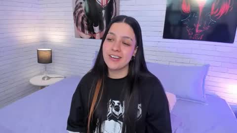 Snapshot of zoe_murphy_ chatting on January 13, 10:04 pm ZOE online show from January 13, 10:04 pm