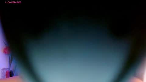 Snapshot of zoe_naughty22 chatting on January 23, 1:02 pm zoe_naughty22 online show from January 23, 1:02 pm