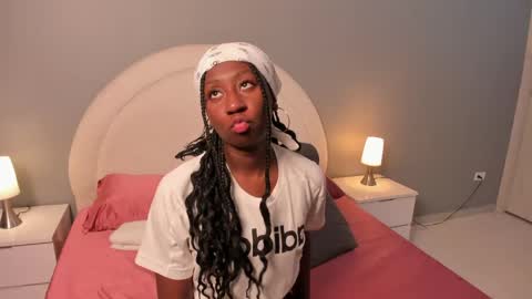 zoe_pinkett online show from March 22, 3:54 am