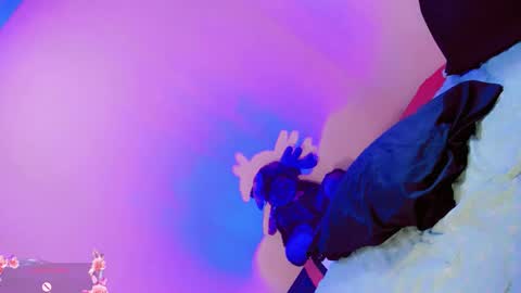 ZOE online show from February 22, 5:22 pm