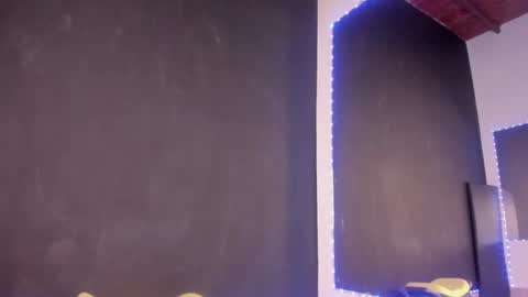 Zoe online show from December 13, 9:20 pm