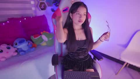Zoe  online show from September 24, 3:04 pm