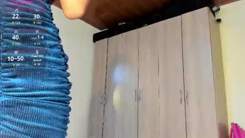 Zoe online show from June 10, 11:24 pm