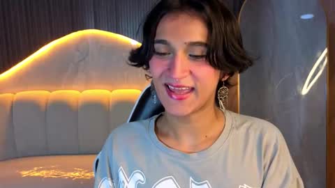 Zoe online show from December 16, 7:52 pm