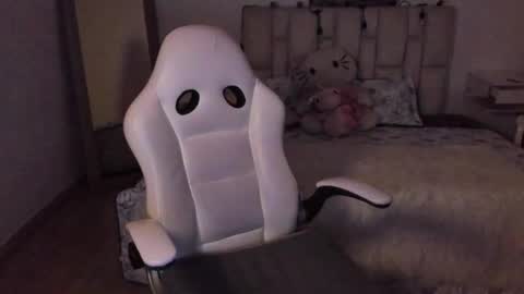 Zoe online show from November 16, 2:33 pm