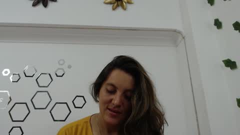 Snapshot of zoe_velvet chatting on November 6, 10:10 pm Carolina online show from November 6, 10:10 pm