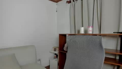 Zoe online show from February 23, 11:24 pm