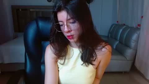 ZOE online show from April 15, 2:46 pm