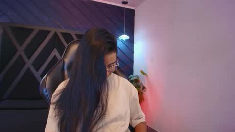 Zoe 3 online show from February 27, 5:24 pm