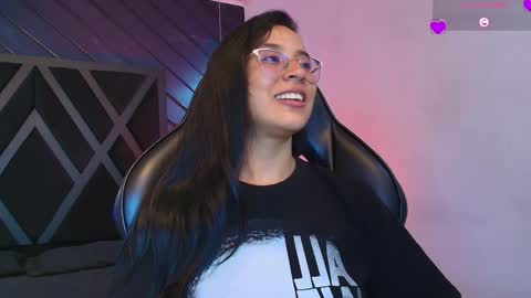 Zoe 3 online show from March 30, 5:36 pm