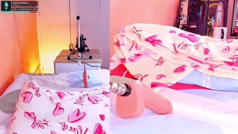 Snapshot of zoeethompson_cm chatting on February 24, 11:19 am online show from February 24, 11:19 am