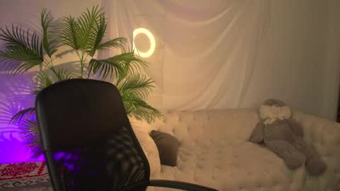 ZOE online show from April 29, 6:06 am