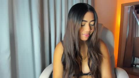 zoei_moon online show from April 14, 6:58 pm