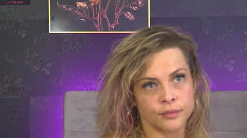 ZoeMesmerize online show from December 23, 1:51 am