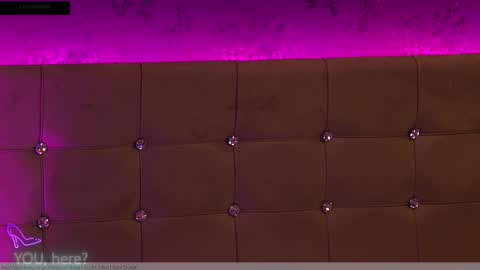 ZoeMesmerize online show from November 10, 3:49 am