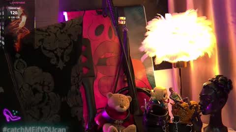 Snapshot of zoemesmerizee chatting on February 26, 11:31 am ZoeMesmerize online show from February 26, 11:31 am