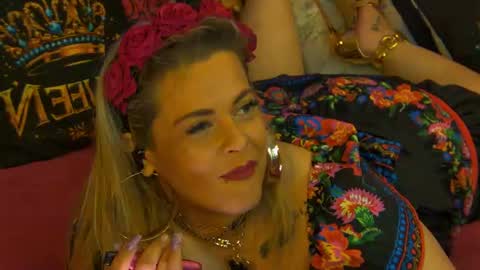 ZoeMesmerize online show from June 25, 5:12 am
