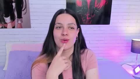 ZOE  online show from November 8, 4:56 am