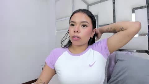 ZoeSwam online show from March 30, 3:18 am