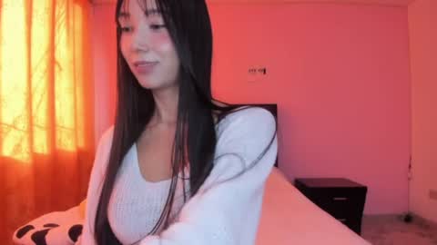 Zoey online show from April 7, 9:37 pm