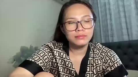 zoey_foryou online show from October 19, 3:07 am