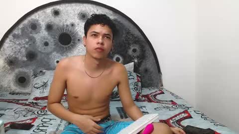 Zoey  Jayden online show from March 7, 7:16 pm