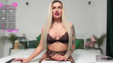 Zoey online show from February 6, 2:31 pm