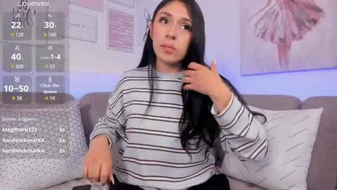Snapshot of zoey_monroe_ chatting on May 28, 1:08 pm Zoey online show from May 28, 1:08 pm