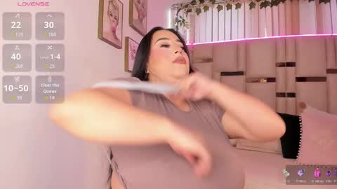 zoey thommpson online show from November 15, 8:49 pm