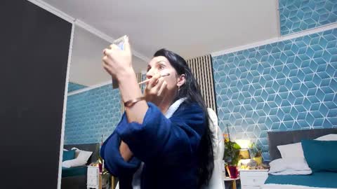 Zoey online show from November 25, 7:47 pm