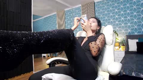 Zoey online show from November 26, 10:00 pm