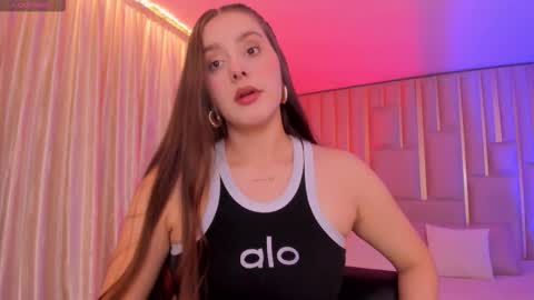 Zoey Walker online show from November 13, 12:15 pm