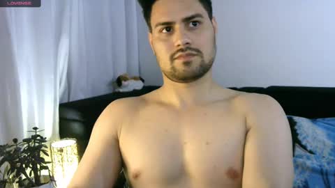 Snapshot of zohan_haidar chatting on February 20, 5:44 am ZohanMohamed online show from February 20, 5:44 am