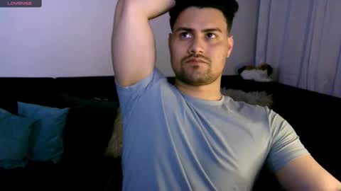 Snapshot of zohan_haidar chatting on February 28, 1:15 am ZohanMohamed online show from February 28, 1:15 am