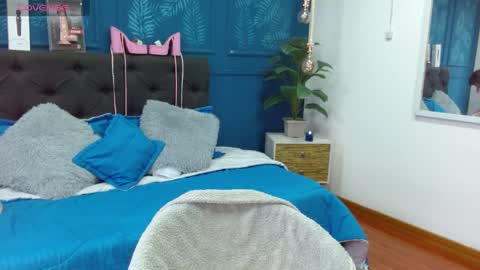 CALL ME    Z O H E T  online show from April 16, 1:56 pm