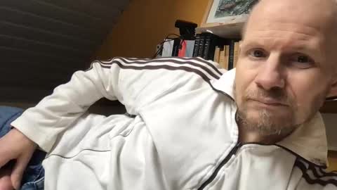 zolexthomas online show from April 6, 12:39 pm